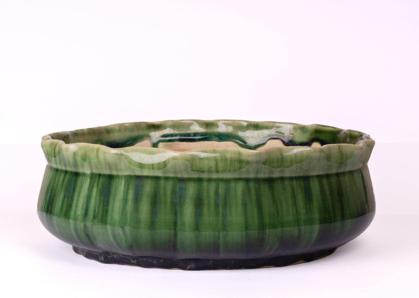 Shaded Green ceramic pot with lotus-shaped top